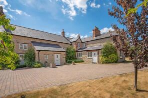 Duchy Farmhouse, Bidwell Lane, Caldecott, Wellingborough NN9 6AR