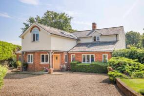 34 Wood Cottage, Robins Nest Hill, Hertford SG13 8LP