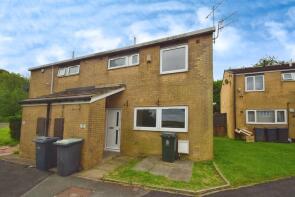 128, Ryedale Way, Bradford BD15 9AU