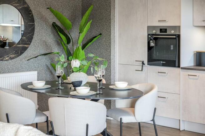 3 bedroom show apartment | kitchen with integrated appliances included