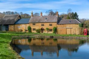 The Old Post Office, The Green, Warmington OX17 1BU