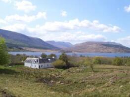 Achnasual, Loch Arkaig Road, Achnacarry, Spean Bridge PH34 4EL
