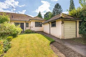 2, Stowe Maries Cottages, Balchins Lane, Dorking RH4 3LR