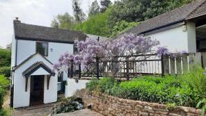 Tuffets, The Line, Ross-on-wye HR9 7RU