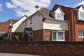 53, Chantry Meadow, Exeter EX2 8FU