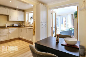 8, Grenoside Mount, Sheffield S35 8SL
