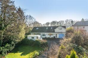 Overlands, Road From Studhayes Cross To War Memorial, Axminster EX13 7SA
