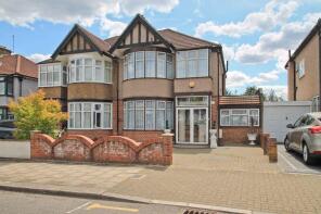 122, Cavendish Avenue, Harrow HA1 3RQ
