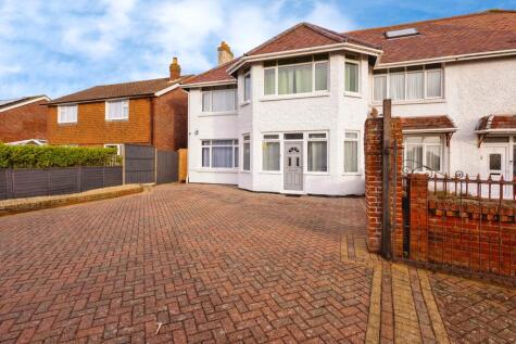 Southwood Road, Hayling Island, PO11