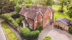 Red Lodge, High Road, Essendon, Hatfield AL9 6HU