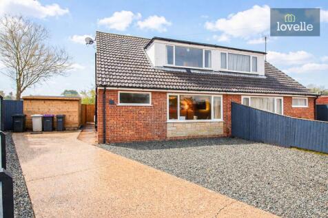 Laburnum Crescent, Louth, LN11