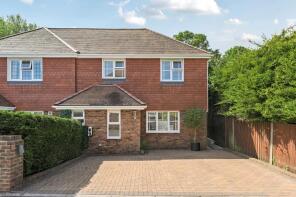 6, Stable Close, Epsom KT18 6HH