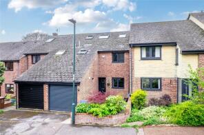 4, Margetts Place, Upnor, Rochester ME2 4XF