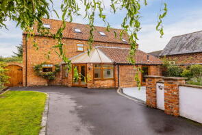 College Farm, Great North Road, Newark NG23 6JE