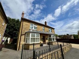 Flat 2, Clare Grange, Alvington Lane, Brympton, Yeovil BA22 8GE
