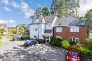22, Breakspear Gardens, Dorking RH5 4BF