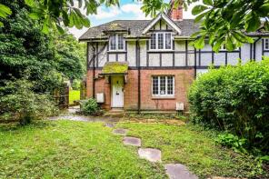 1, Bampfylde Cottages, Epsom Road, West Clandon GU4 7RH