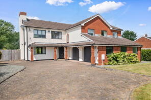 Tree Tops, Kington Lane, Worcester WR7 4DH