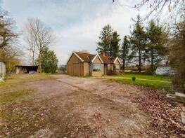 The Bungalow, Road From Ingleigh Green Cross To Red Gate, Ingleigh Green, Winkleigh EX19 8AT