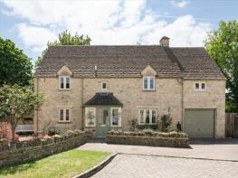 11, Painters Field, Cirencester GL7 5DL