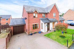 19, Orchard Croft, Llandrinio, Llanymynech SY22 6US