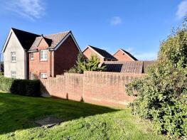 20, Comet Crescent, Calne SN11 8FT