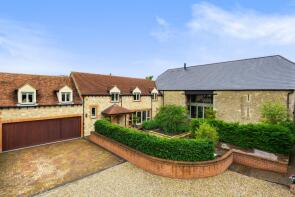 The Barn, Stanton Court, Trenchard Road, Stanton Fitzwarren, Swindon SN6 7RZ