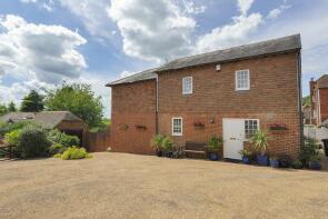 Bournes, High Street, Brenchley, Tonbridge TN12 7NQ