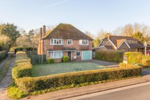 Starlight Cottage, The Street, Charlwood RH6 0BY