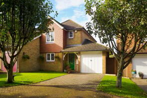 11, St Marys Drive, Folkestone CT18 8NQ