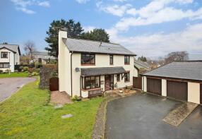 8, Abbey Grange Close, Buckfastleigh TQ11 0EU