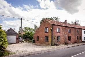 Spring Cottage, Dereham Road, Dereham NR19 1AA
