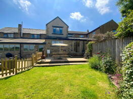 Elizabeth Cottage, Woodseats Lane, Glossop SK13 5DR
