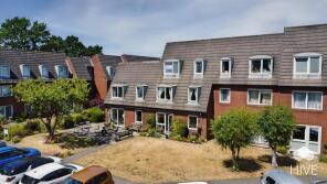 Flat 5, 535 Homelands House, Ringwood Road, Ferndown BH22 9DA