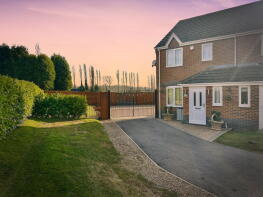 1, Maynard Close, Coalville LE67 1BU