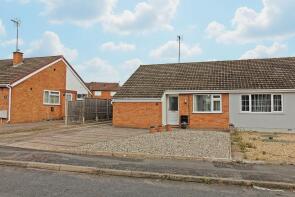 8, Saltash Close, Wigston LE18 2GX