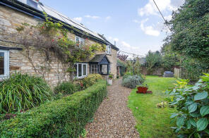 6 The Cottage, School Lane, Towcester NN12 8QT