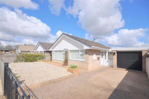 33, Cledan Gardens, Carno, Caersws SY17 5JT