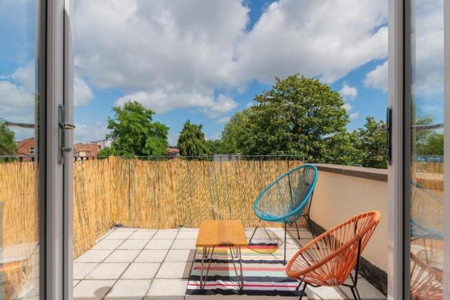 1C8N8SBR - Balcony D.jpg