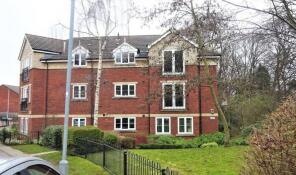 8, Chestnut Gardens, Leeds LS27 9LN
