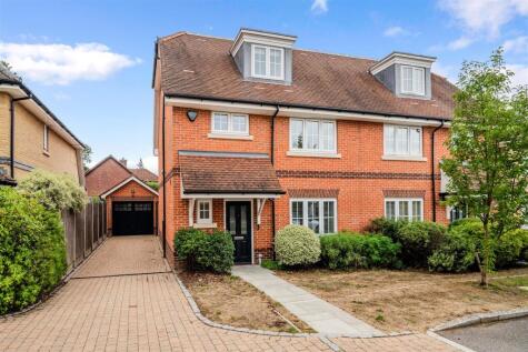 White Lodge Close, Tadworth