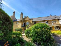 Flat 4, Crossways House, Box Hill, Corsham SN13 8ES