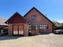 4, Bishton Close, Bishton Walk, Tywyn LL36 0TG