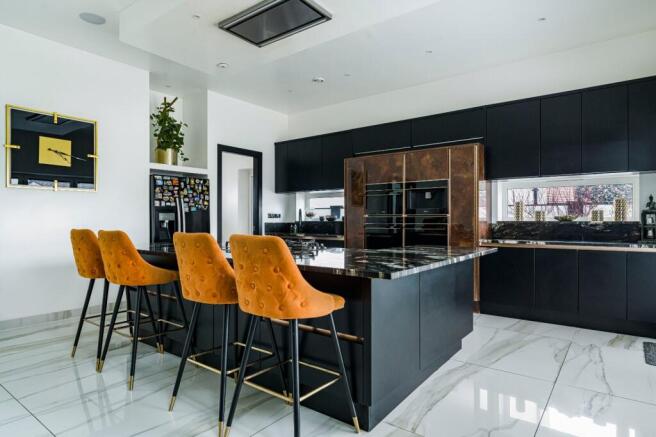 Kitchen/Breakfast