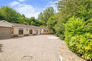Birchdown, London Road, Pulborough RH20 3BP
