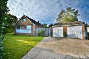 4, Silverdale, Pulborough RH20 1LJ