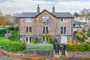 The Vicarage, Ghyll Court, Wells Walk, Ilkley LS29 9LH
