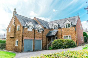 8 Mole End, Oakham Road, Oakham LE15 8QY