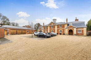 9, Stableyard Mews, Sarisbury Green, Southampton SO31 7NR