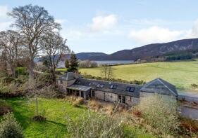 Drumashie Steading, B862 Darris Road Junction - Dores, Inverness IV2 6TR